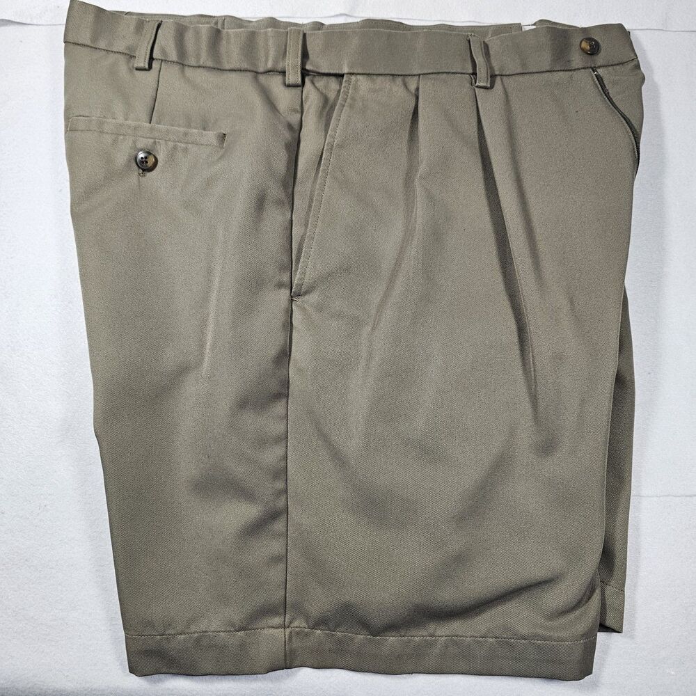 Haggar Men's Classic Pleated Stretch Green Dress Shorts 36 Waist 8" Inseam